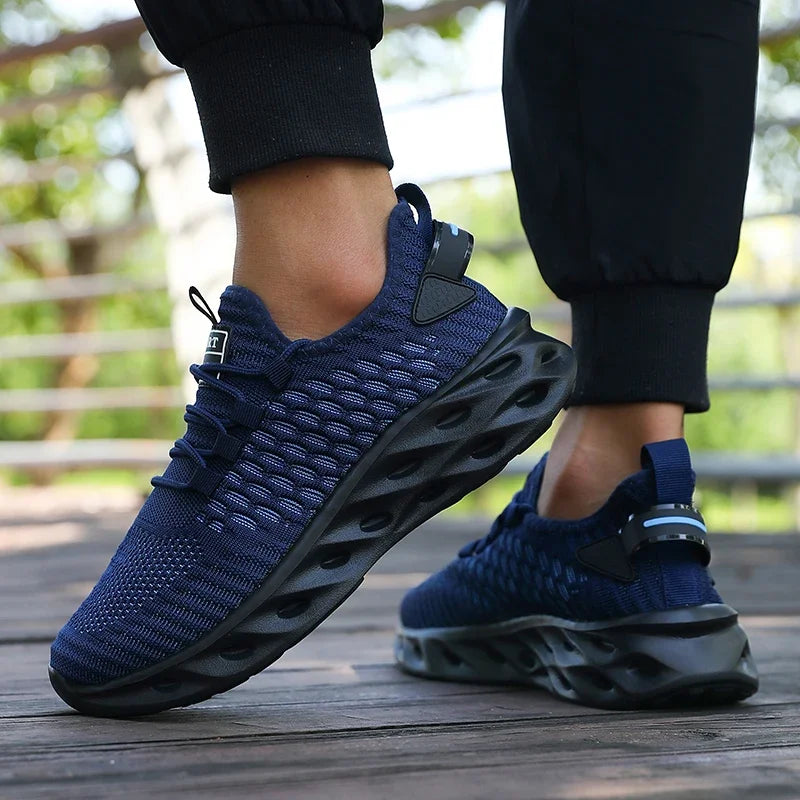 New Fashion Men's Running Shoes Summer Breathable Outdoor/Non-Slip Sneakers Shock Absorbing Sole Trendy Color Shoes for Men