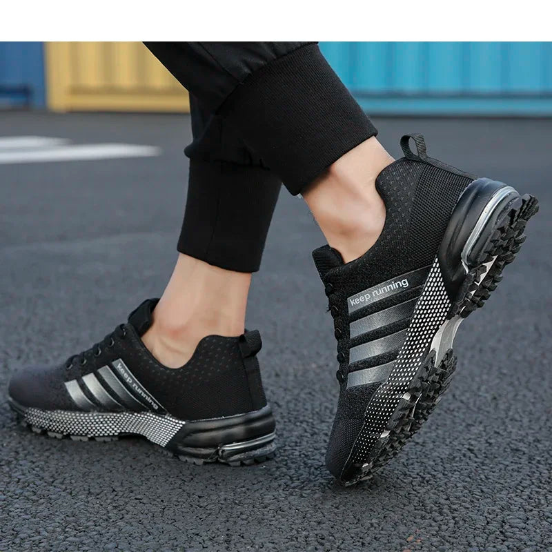 New men's flying mesh surface spring summer breathable/casual sports shoes flat vulcanized couple running