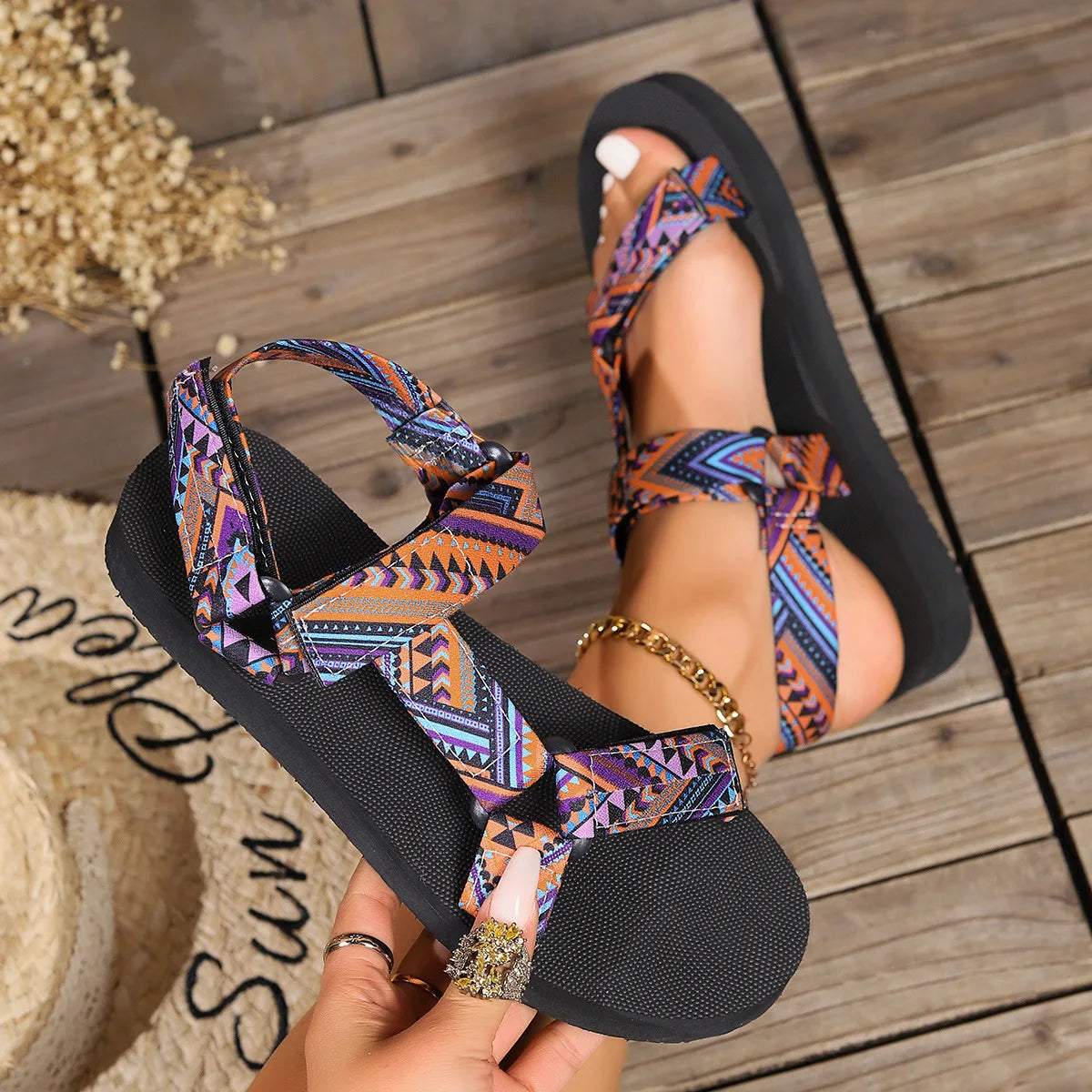 Oulylan Women Comfort Gladiator Summer Platform/Flat Sandals Women Light Non-slip Beach Shoes Cute Rope Sandals