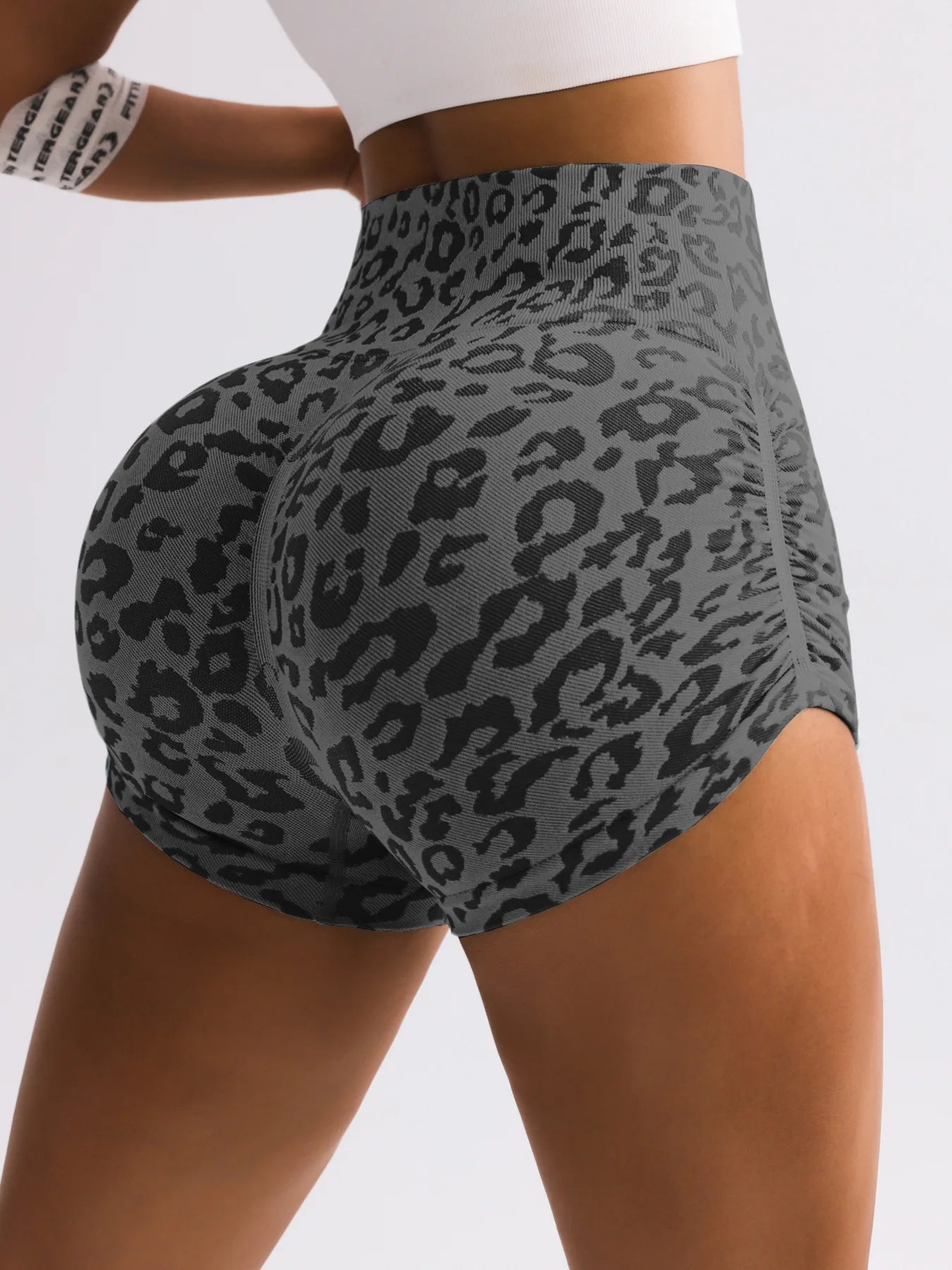 Women High Waist Leopard Print Shorts Seamless Slim Leggings  Hip Lifting/Gym Running Cycling Yoga Shorts Summer for Women