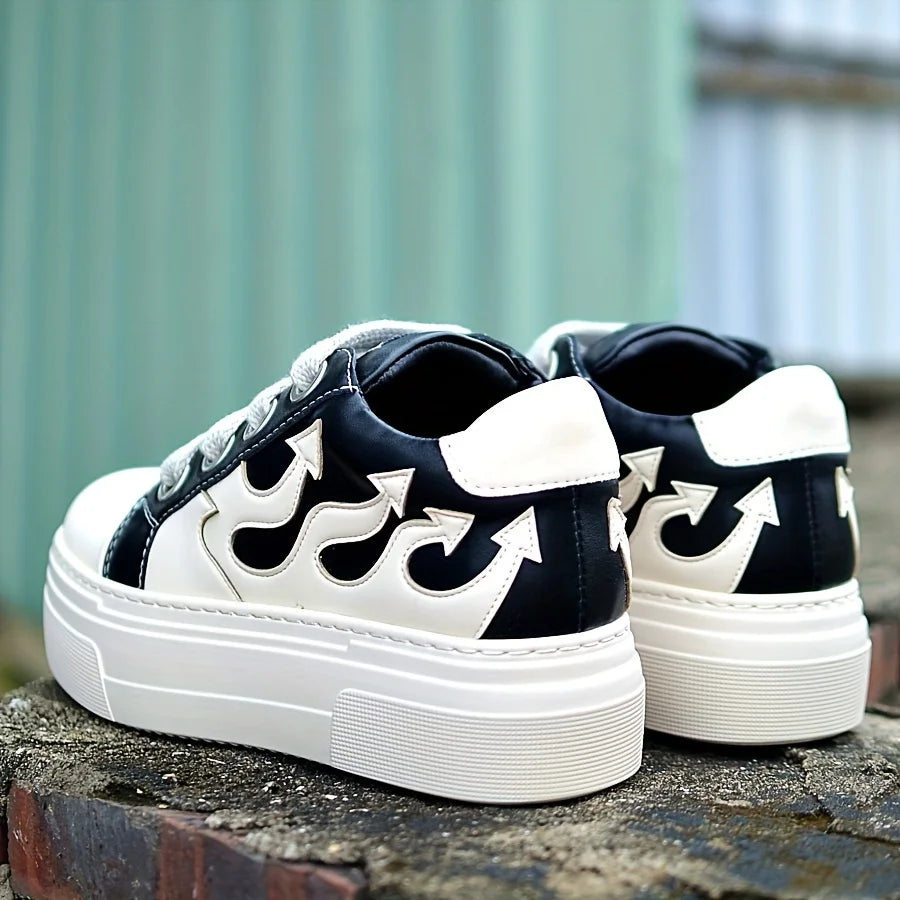 Black White Flatform Sports Shoes Casual Flame Fashion Women Sneakers/Combat Shoes For Girls Thick Bottom Tennis Shoes