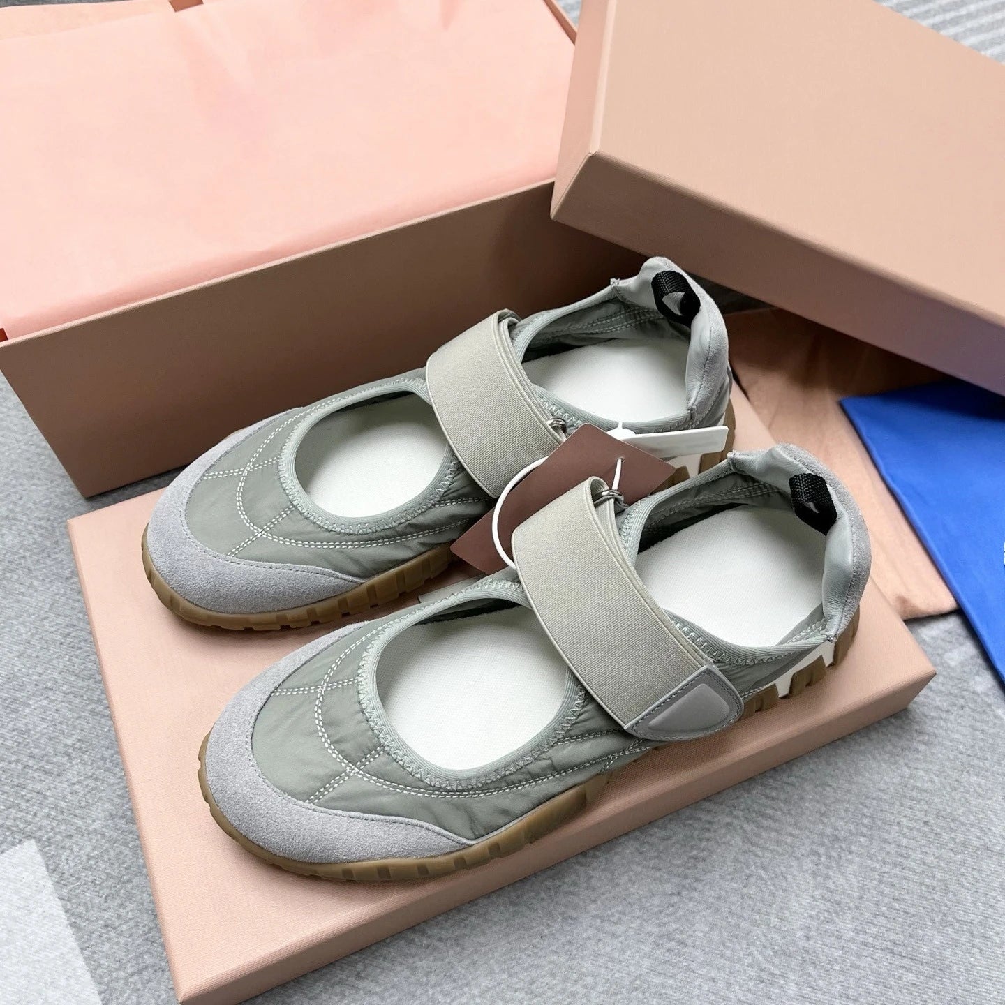 Women's 2026 Canvas One-Band Sneakers Chunky Sole/Velcro Slip-Ons Casual Platform Shoes