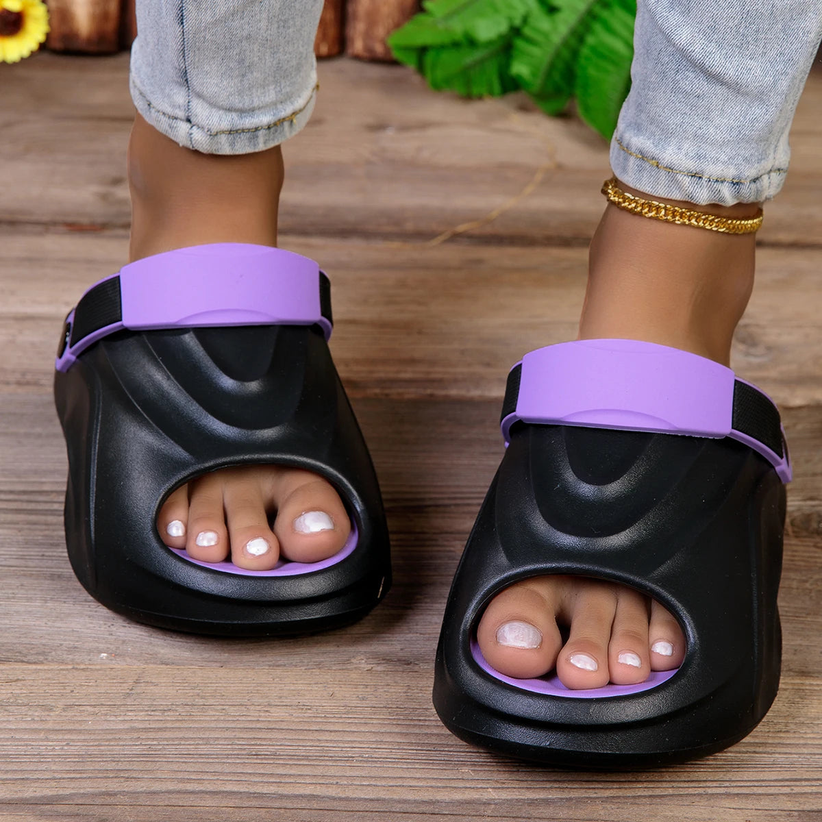 Slippers for women in summer slip resistant casual/Women's sports beach couple sandals