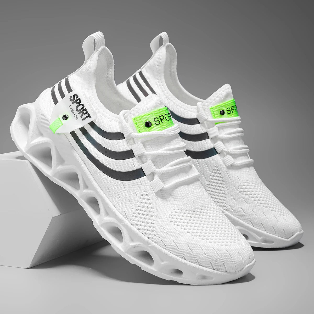 Women's running shoes lightweight mesh breathable and comfortable/soft tennis shoes sports shoes