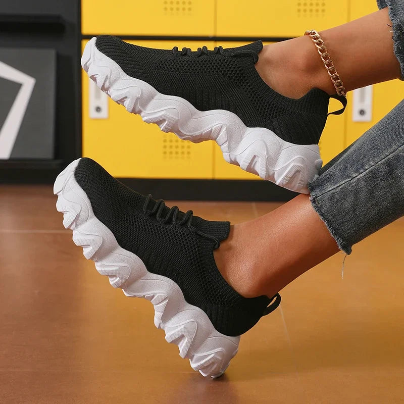 Women' Cute Lace Up Mesh Shoes Versatile Fashionable Design Sneakers/Lightweight Breathable Comfort Outdoors Walking Train Shoes