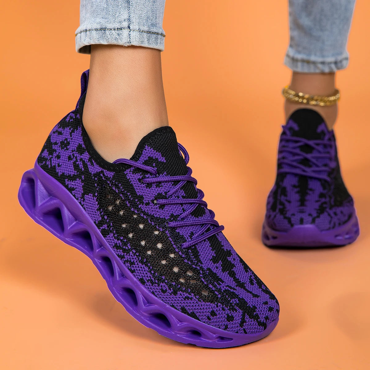 Running shoes for men and women lightweight mesh breathable/and comfortable flat and soft tennis shoes