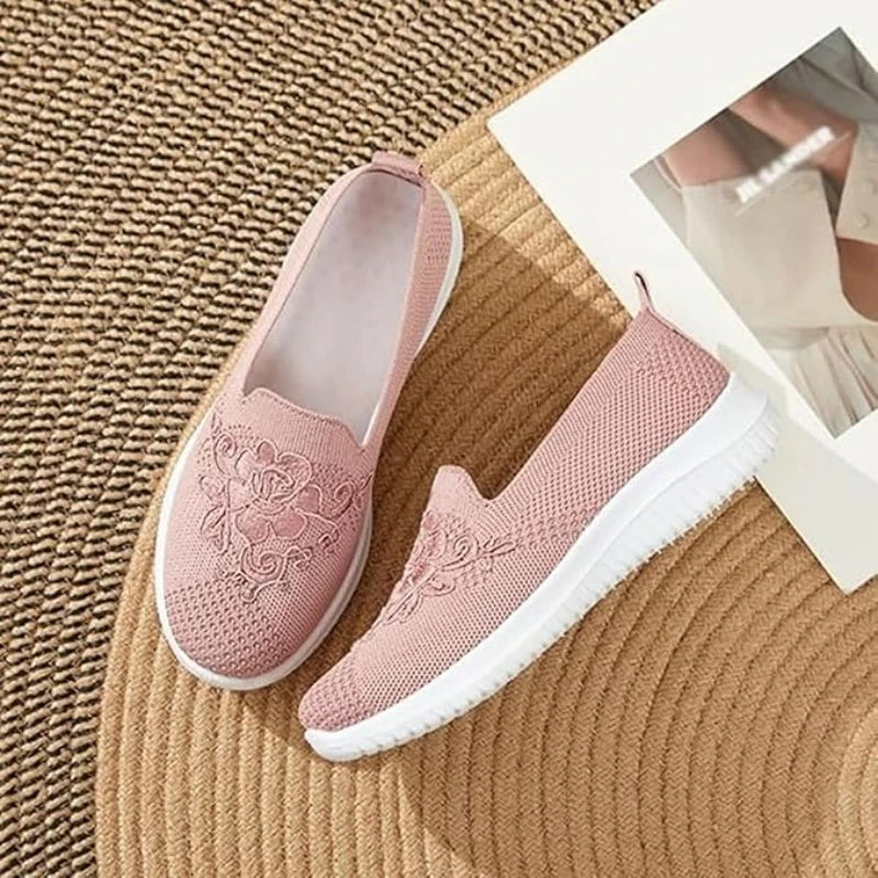 Women's Slip-On Knit Mesh Loafers Lightweight and Comfortable/Breathable Mesh Walking Shoe Casual Embroidered Flat Loafers