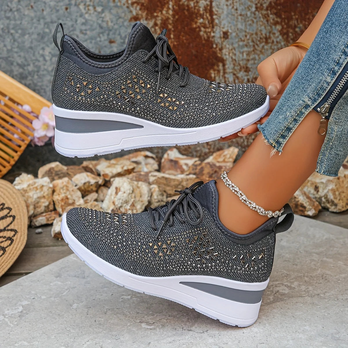 Water Diamond Thick Sole Casual Sports Women's Shoes/with Flowing Fabric Surface Breathable and Versatile Height Increasing Shoes
