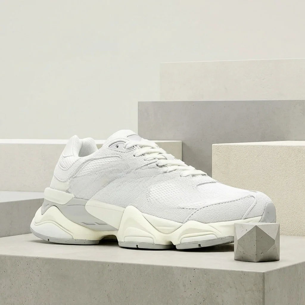 NEW  High Quality Sports Shoes for Couples Classic Running Shoes/9060 Breathable and Versatile Casual Footwear
