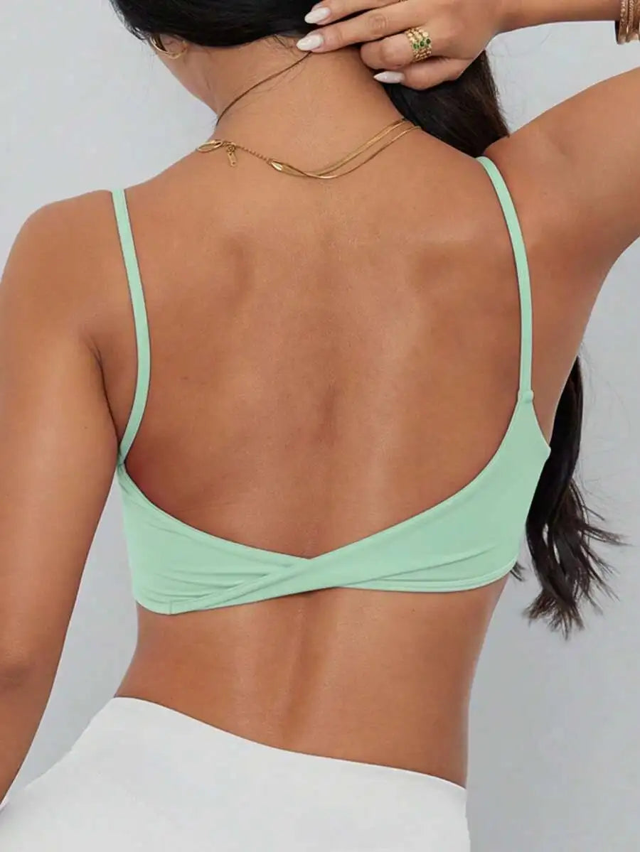 ATTRACO Women's Sports Bra, Twist Back Design Fashionable/Solid Color Sports Tank Top With Removable Pads, Suitable For Yoga