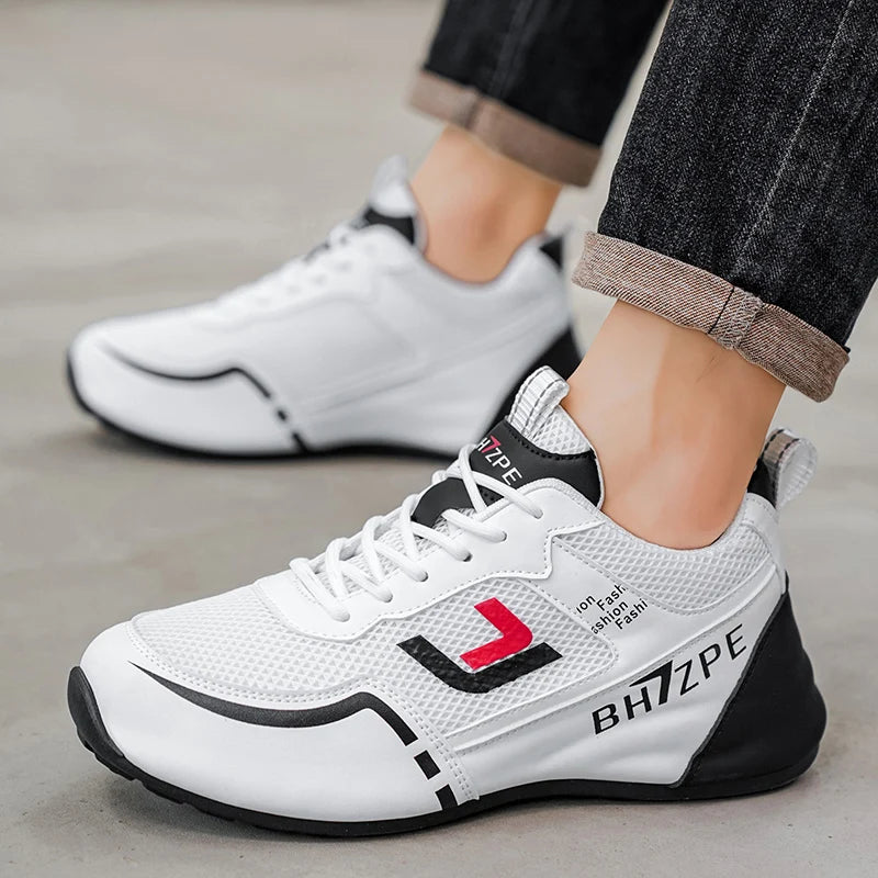 Sneakers, A Pair of Men's Sporty Casual Shoes/Trendy and Versatile Fashionable Fitness Men's Shoes