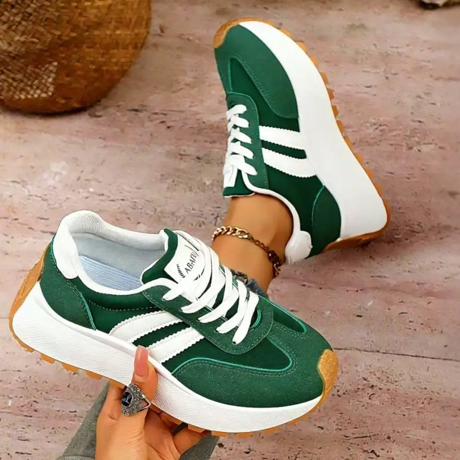 Women 3 Stripes Retro Platform Sneakers Lightweight Walking Shoes Suede Patchwork Low Top Lace Up Athletic Trainers