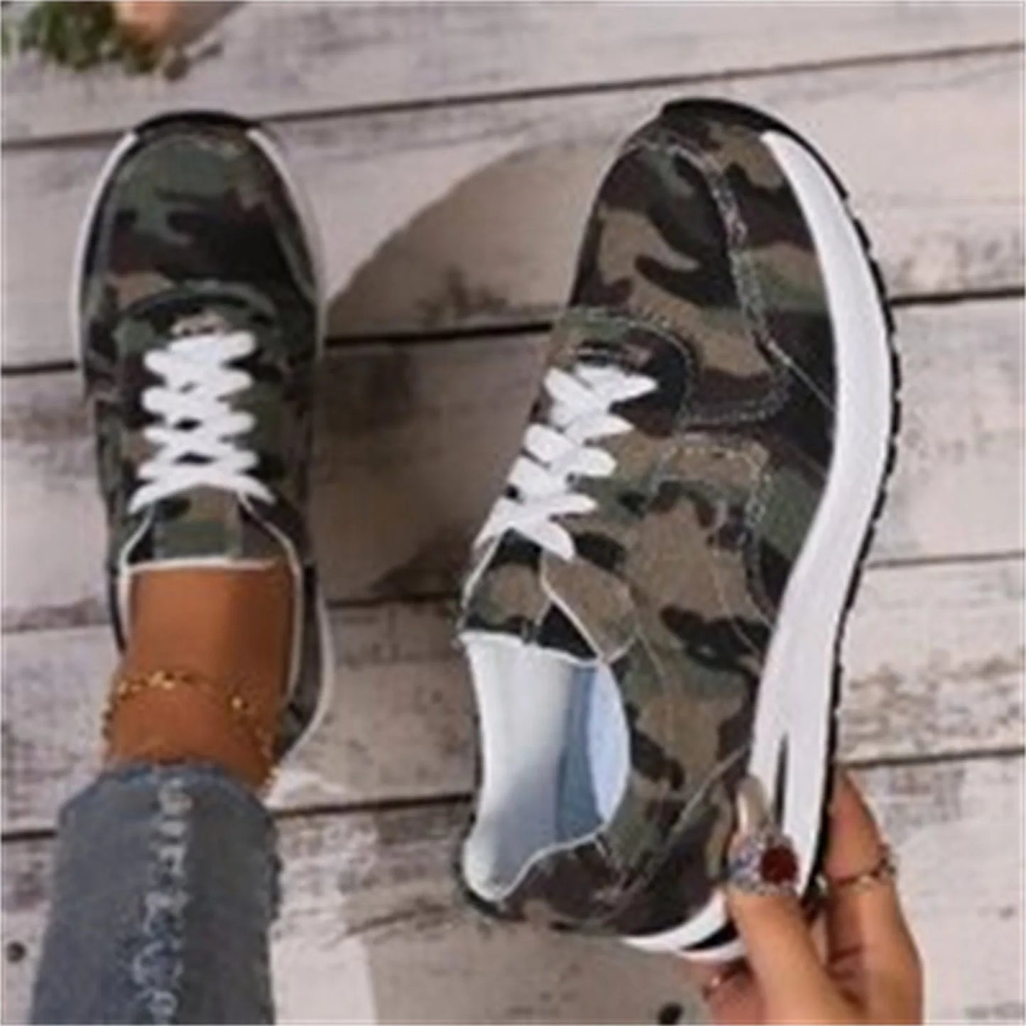 Fashion Casual Women Sports Shoes Lace Up Thick Soled Max Cushioning/Wide Sneaker With Arch Support Shoes