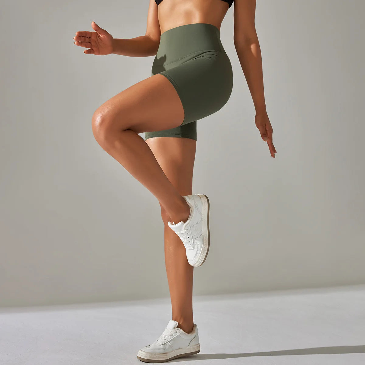 Women High Waist Breathable Yoga Fitness Shorts Stretch Sports Leggings/Running Cycling Summer Daily Workout Gym Athletic Shorts