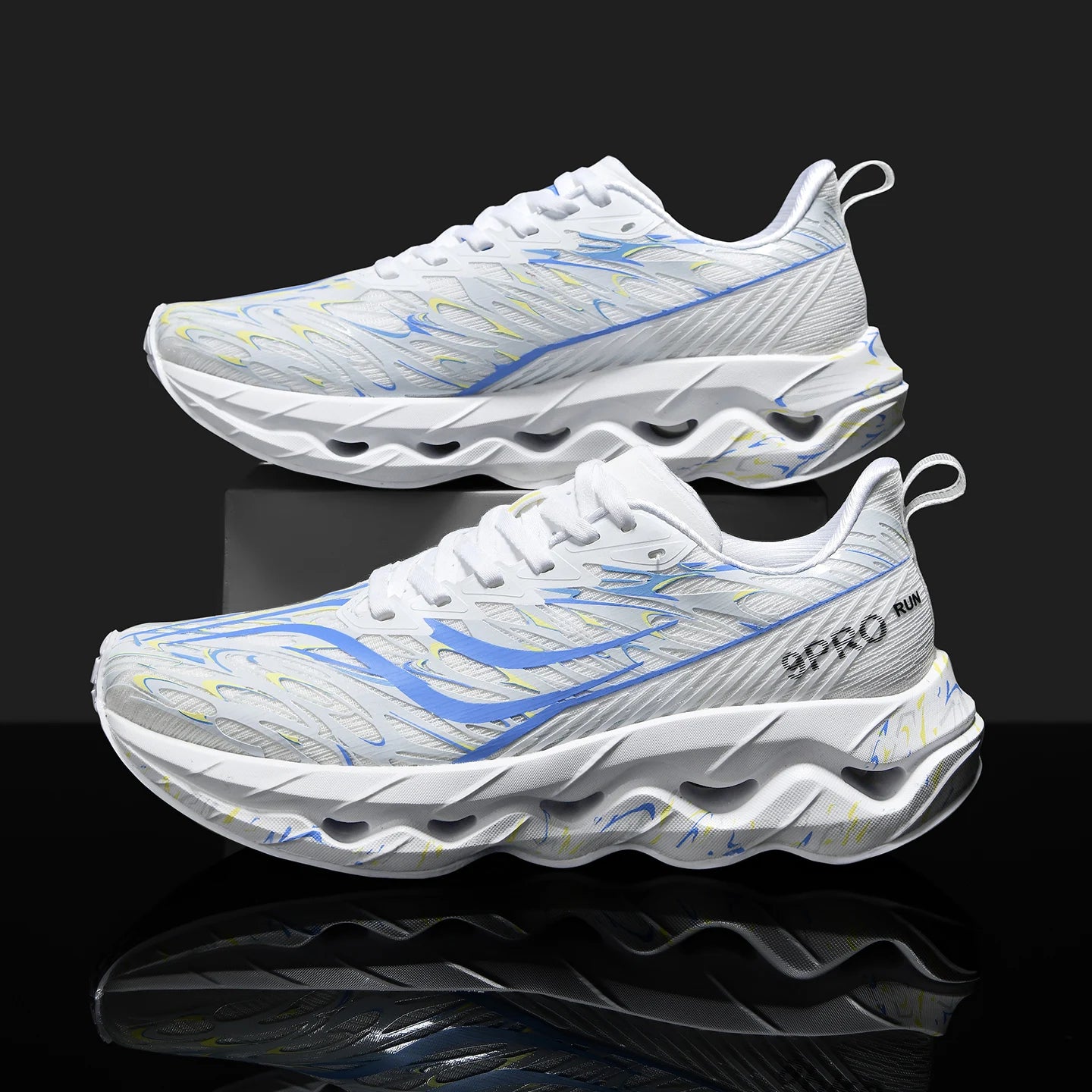 Sports Shoes for Women Breathable High Elasticity Fashion Lace Up/Training Running Shoes New Soft Soled Sneakers