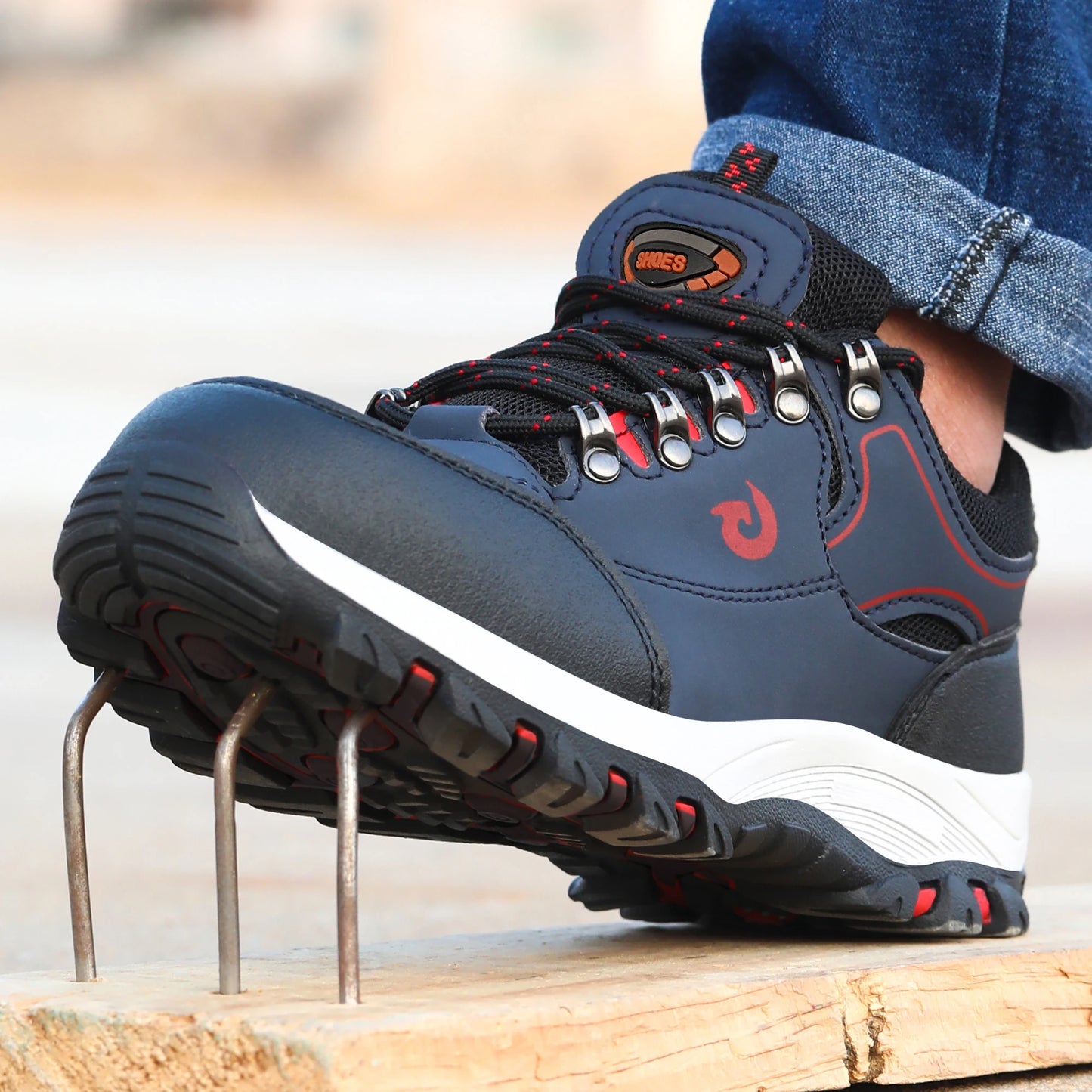 Men Steel Toe Safety Shoes Anti-Puncture Non-Slip Work Boots/Wear-Resistant Breathable Hiking Safety Sneakers for Industrial Work