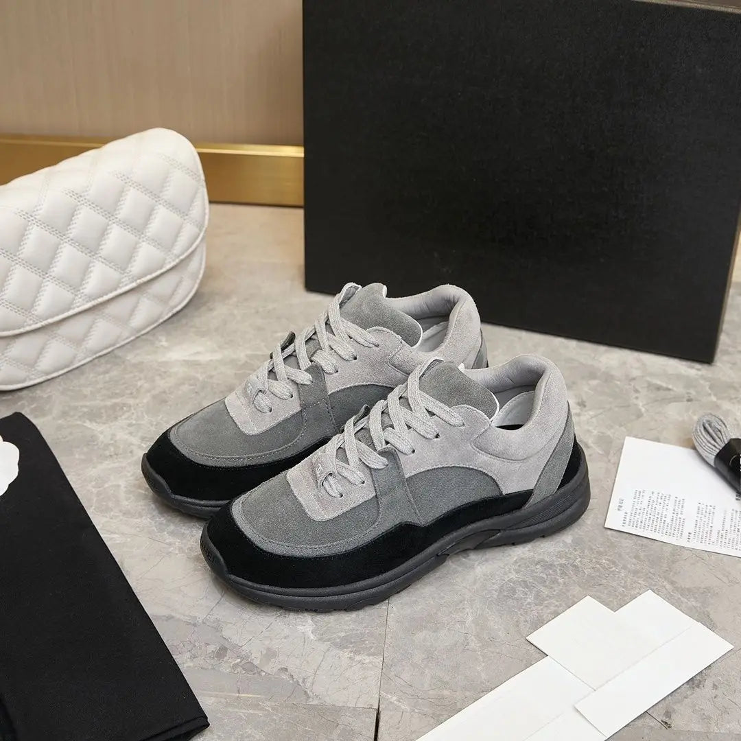 Off-white and Gray Color Mix Casual Skate Shoes/Flexible Upper Flat Skate Sneakers Anti-slip Wear-resistant Rubber Outsole