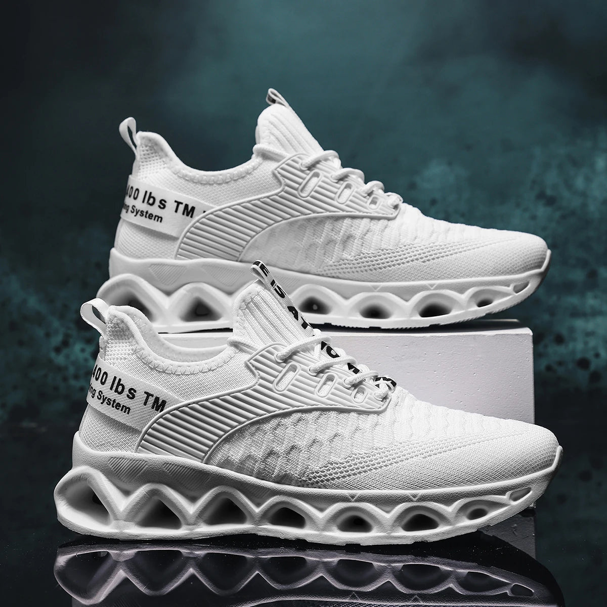 Women's running shoes lightweight mesh breathable and comfortable flat/soft tennis shoes blade sports shoes for women