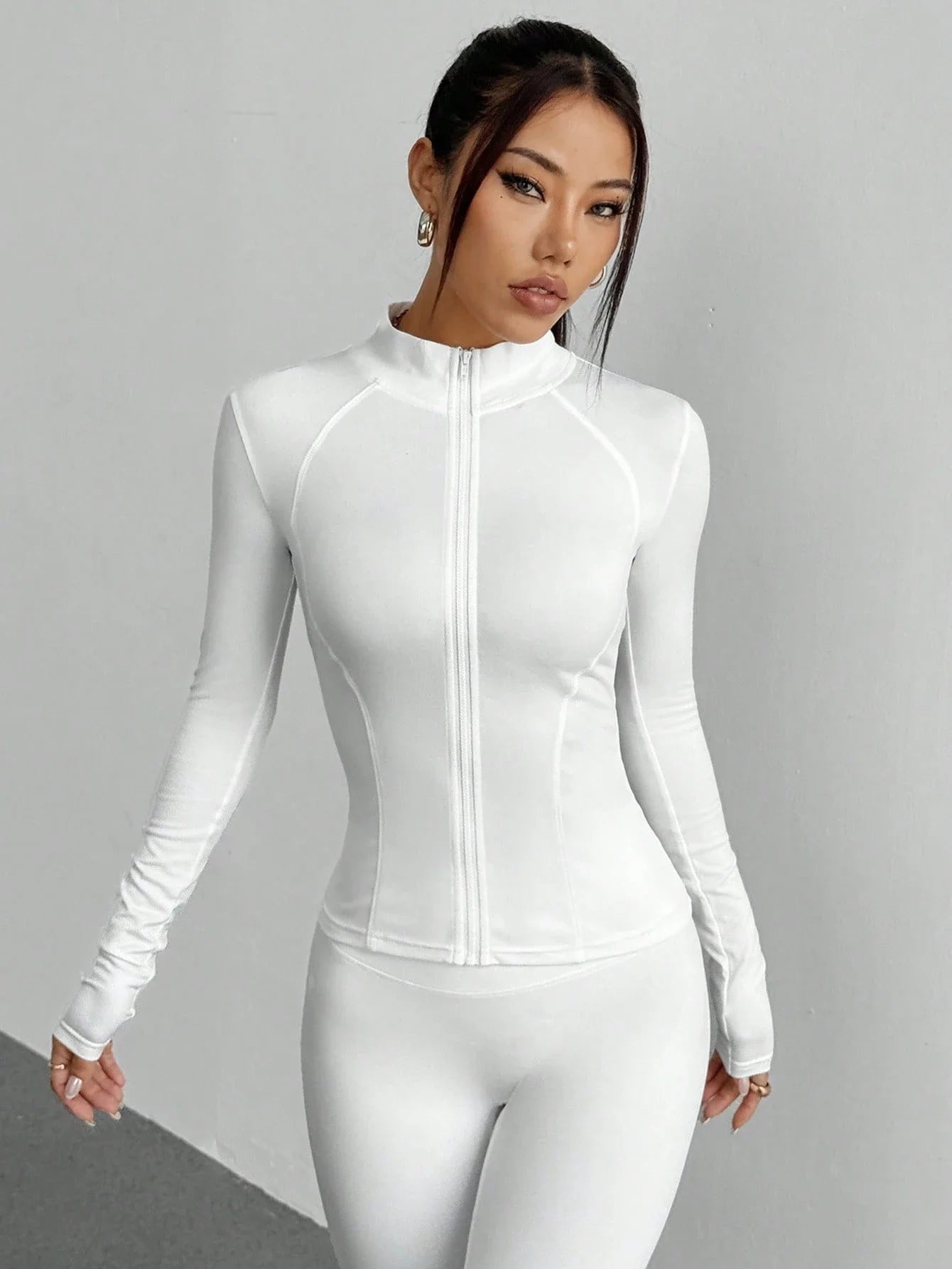 Women's Slim Fit Full Zip/Long Sleeve Sports Jacket