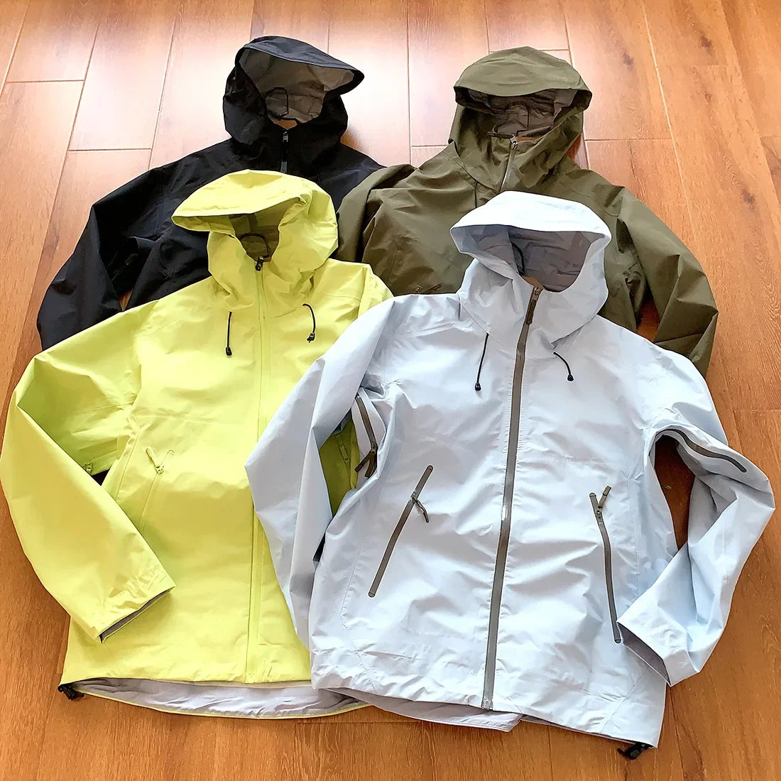 2026 New Storm Jacket Lovers Outdoor Sports Camping Mountain Skiing/Trend Fashion British Wind Leisure Waterproof Storm Jacket