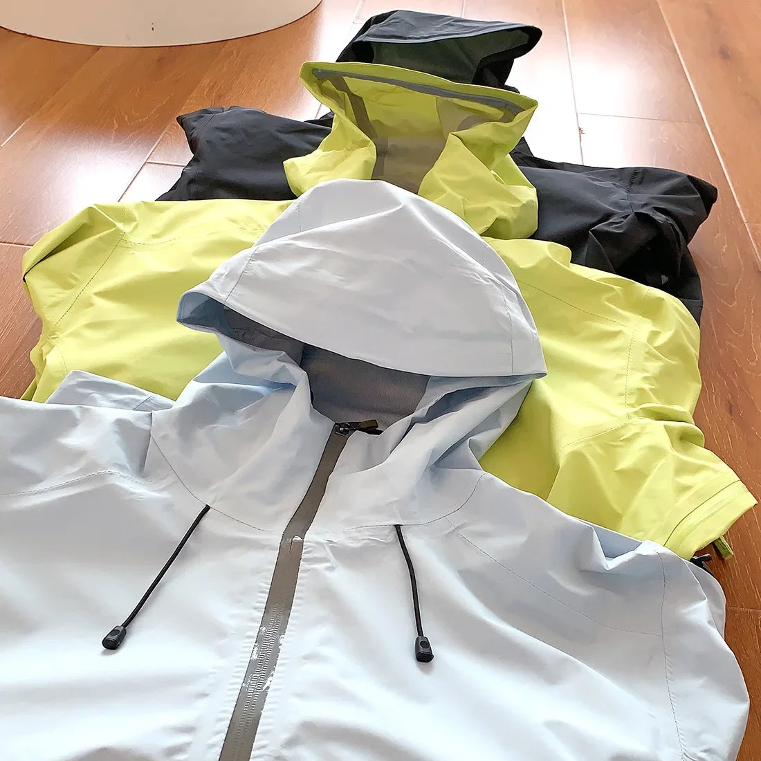 2026 New Storm Jacket Lovers Outdoor Sports Camping Mountain Skiing/Trend Fashion British Wind Leisure Waterproof Storm Jacket