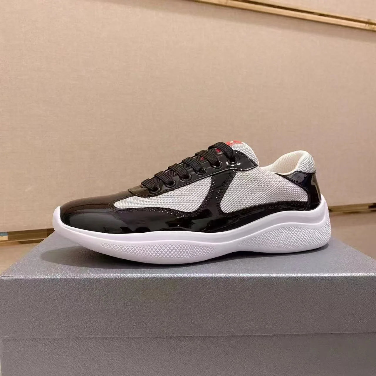 New P-style breathable casual sneakers for summer high-end men's shoes/fashionable mesh panel shoes fitness shoes