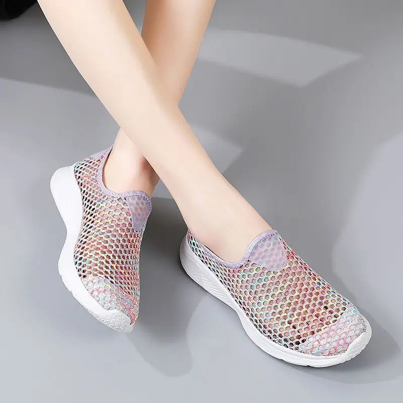 Women's Shoes Lightweight Shoe Summer Breathable Thin Mesh/Casual Shoes Soft Soled Sneakers Beach Tracing Shoes