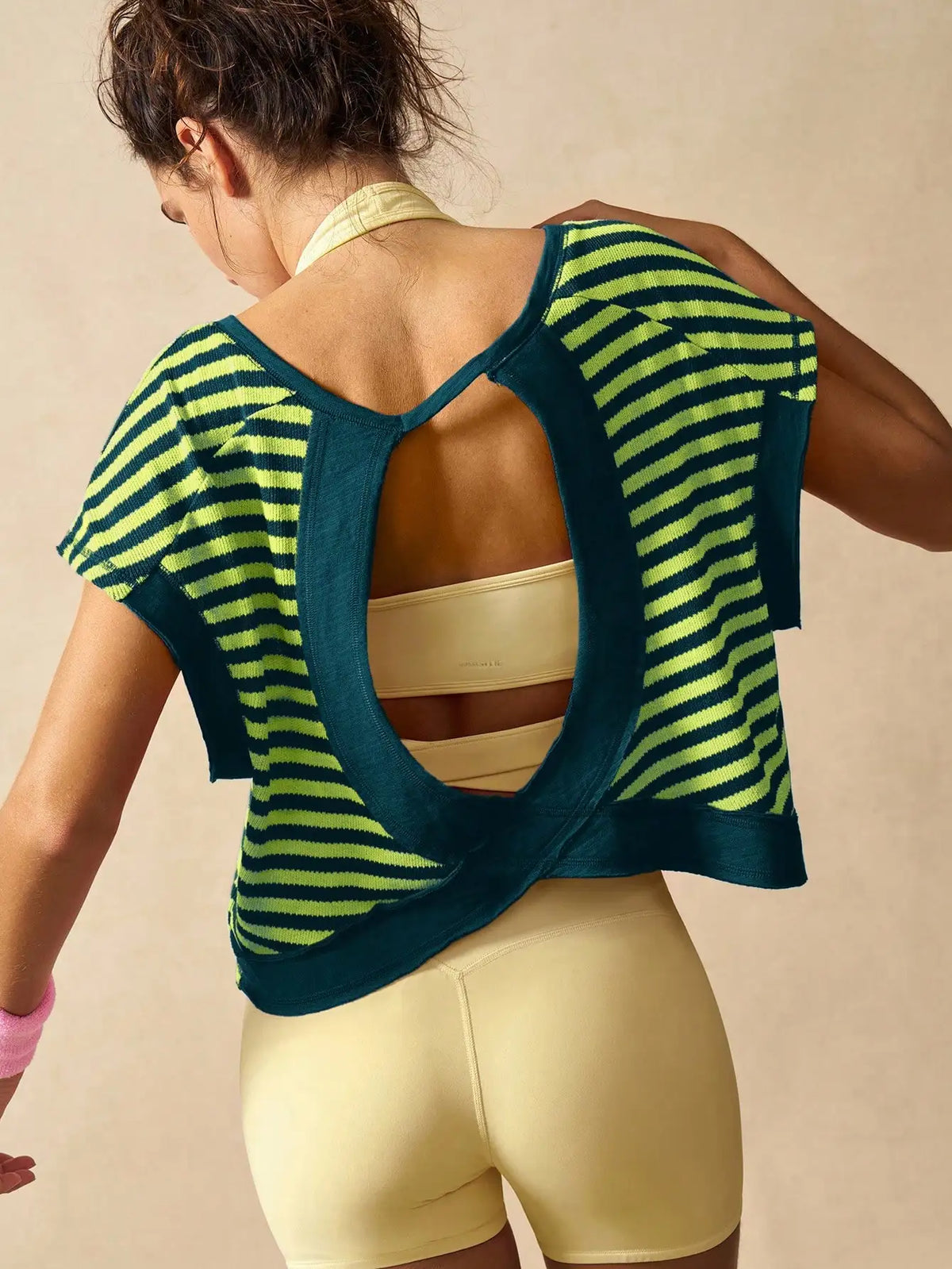 Women Striped Open Back Workout/Top Gym Crop Top Summer Active Wear Shirts