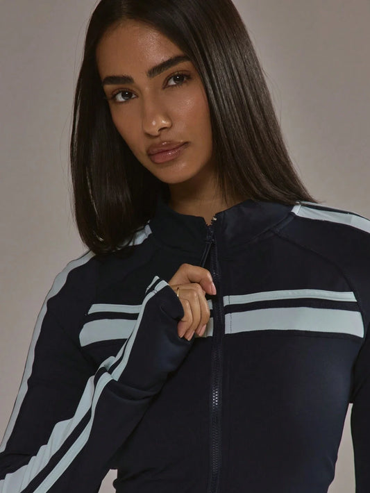 Zip Through Stripe Detail Sculpting BBL Jacket/For Gym Workout Yoga Fitness Daily Wear