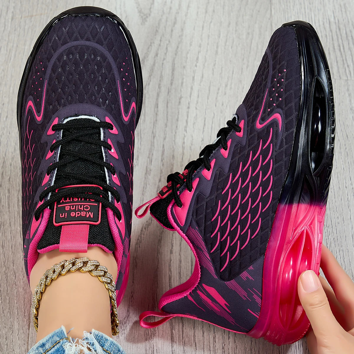 Women Gradient Scale Pattern Air Cushion Sneakers Breathable/Flying Weave Mesh Shock Absorb Non Slip Lace Up Running Shoes