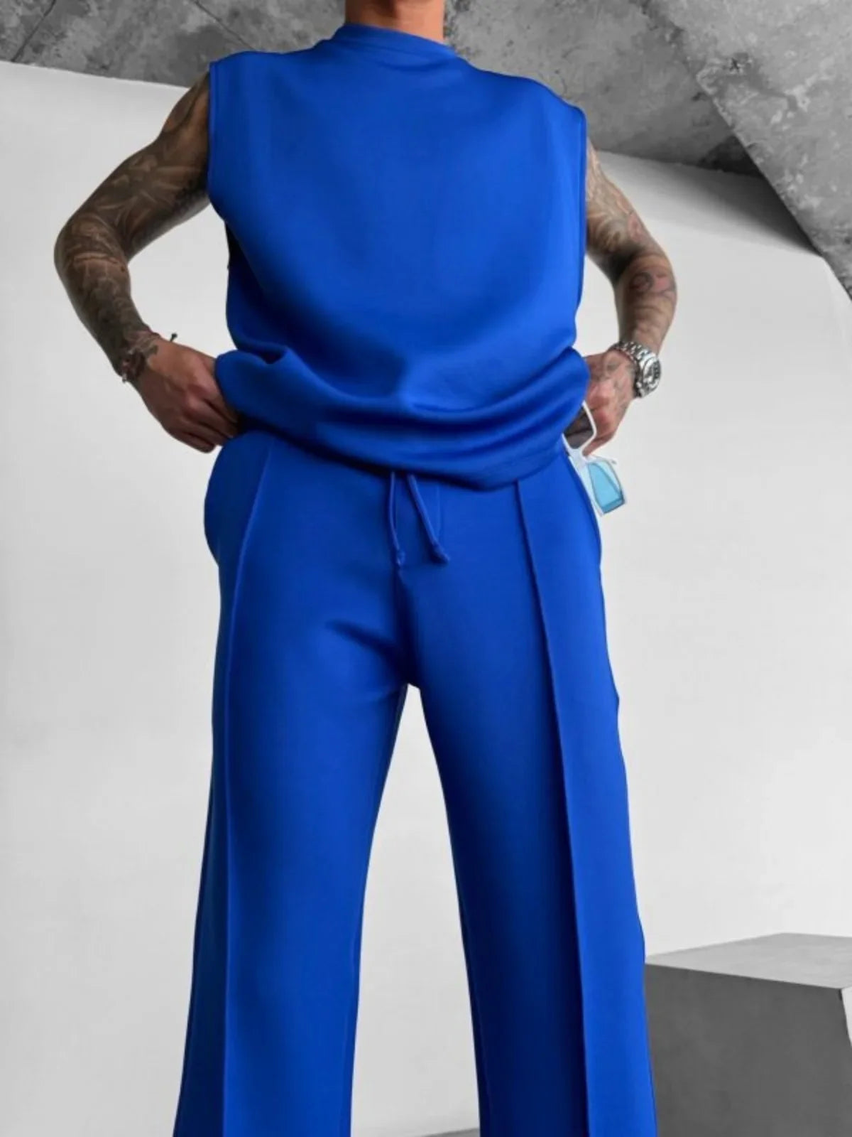 New men's casual pants, stylish and comfortable elastic waist/drawstring single-line pleated solid color pocket mops pants