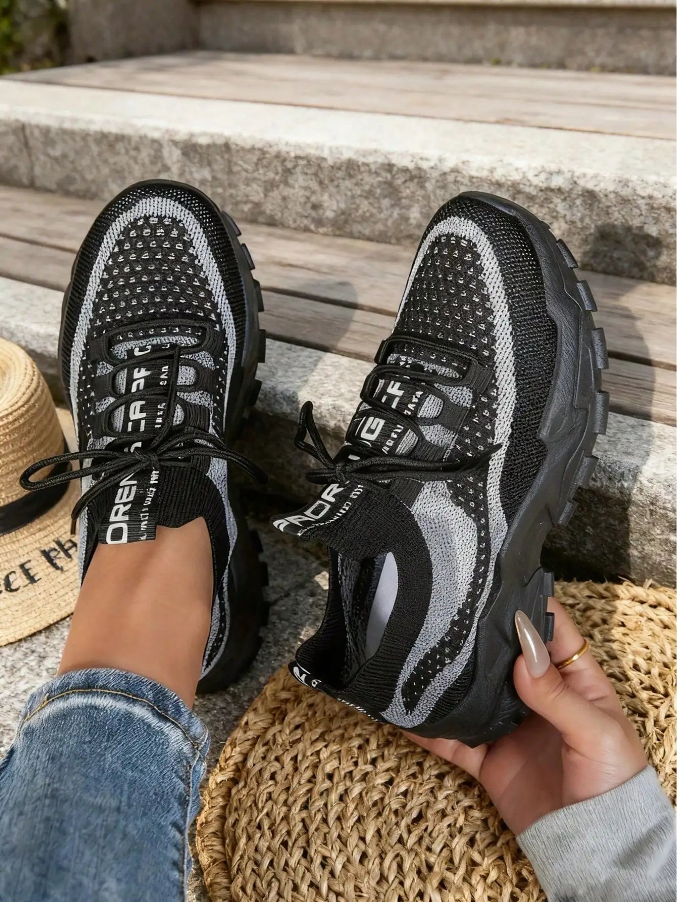 Breathable Mesh Chunky Platform Sneakers Women Lightweight/Casual Shoes Lace Up Non-slip Shoes For Streetwear