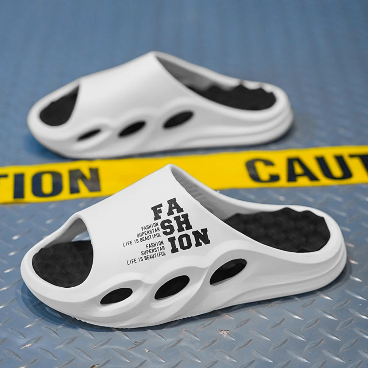 Men Fashion Massage Slippers Indoor/Outdoor Sandals Thick Sole Male Slides/Summer Non-Slip Men Shower Slippers