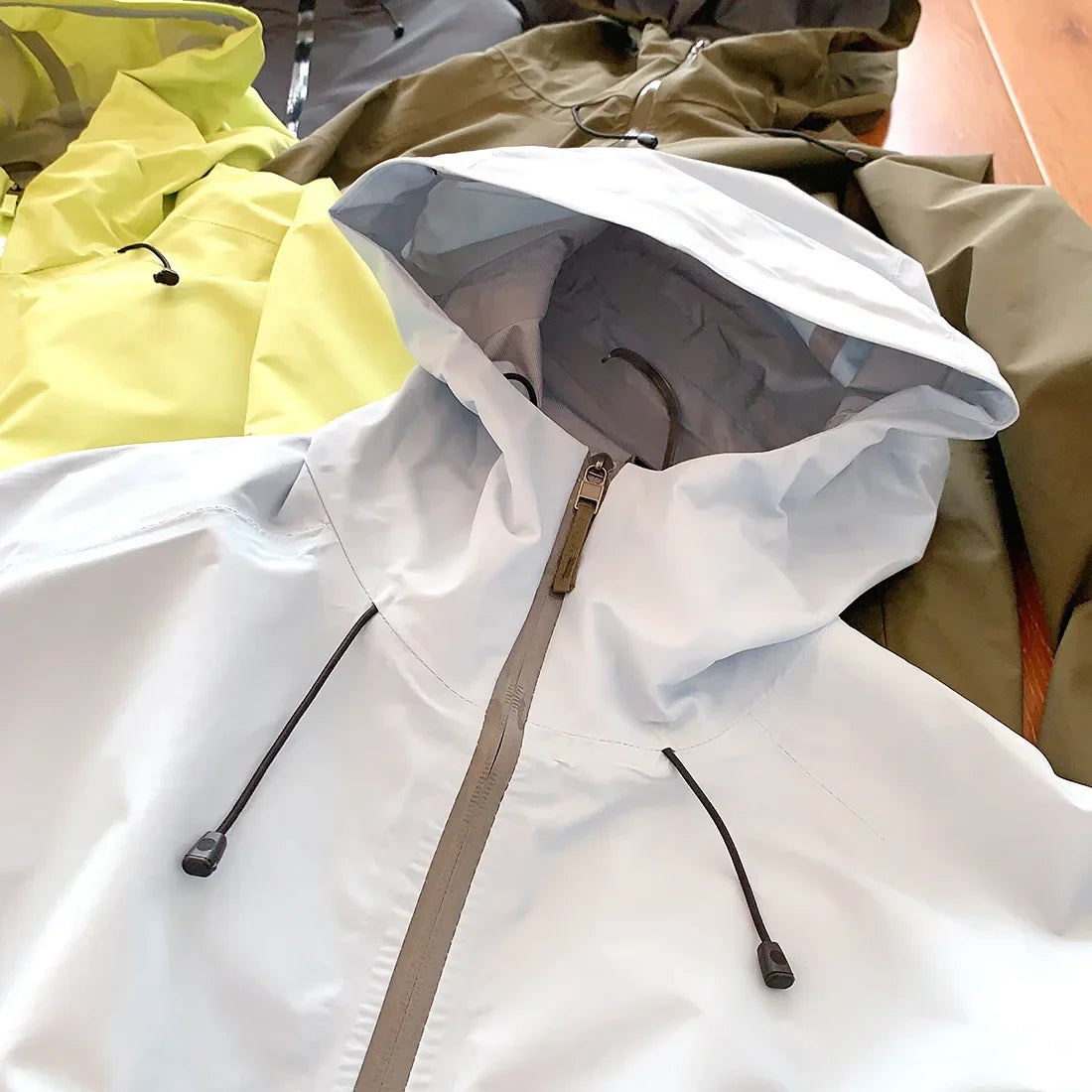 2026 New Storm Jacket Lovers Outdoor Sports Camping Mountain Skiing/Trend Fashion British Wind Leisure Waterproof Storm Jacket