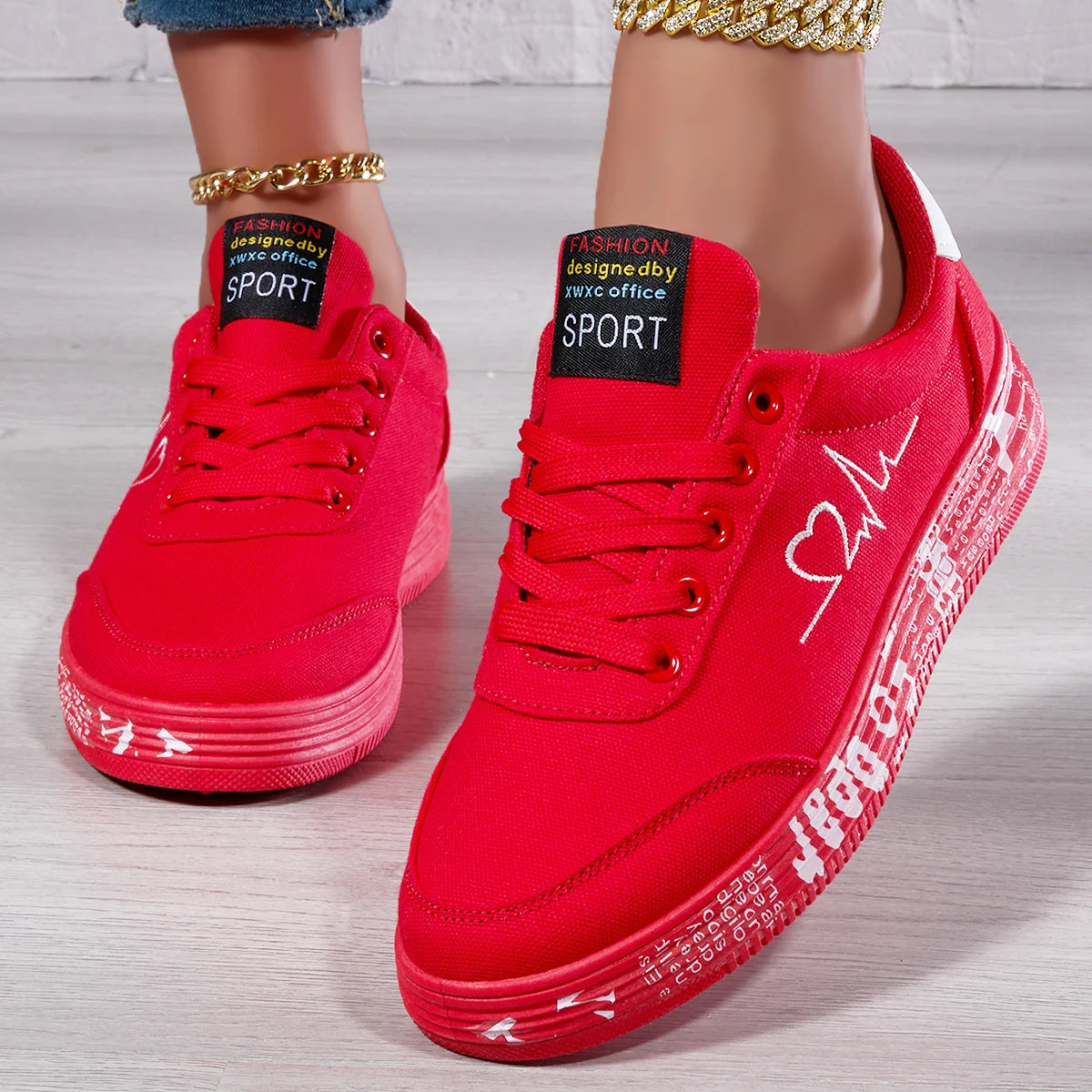 Women's Heart Design Sneakers for Women Lace Up/Soft Sole Platform Comfy Skate Shoes Low-top Mid Top Shoes,