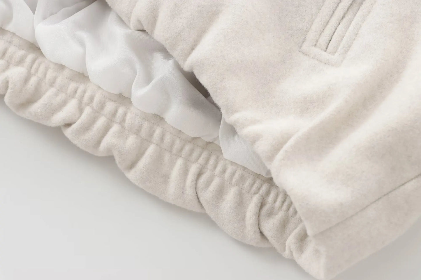 MUJER Black Bomber Jackets for Women Zipper Varsity Jackets Women/Soft Cropped Jackets Woman Long Sleeve Winter Coat Female