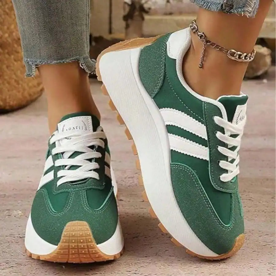 Women 3 Stripes Retro Platform Sneakers Lightweight Walking Shoes Suede Patchwork Low Top Lace Up Athletic Trainers