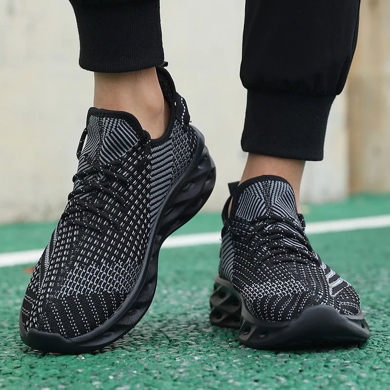 Man Running Shoes Comfortable Breathable Men's Sneakers Casual/Antiskid Wear-resistant Jogging Men Women Outdoor Sports