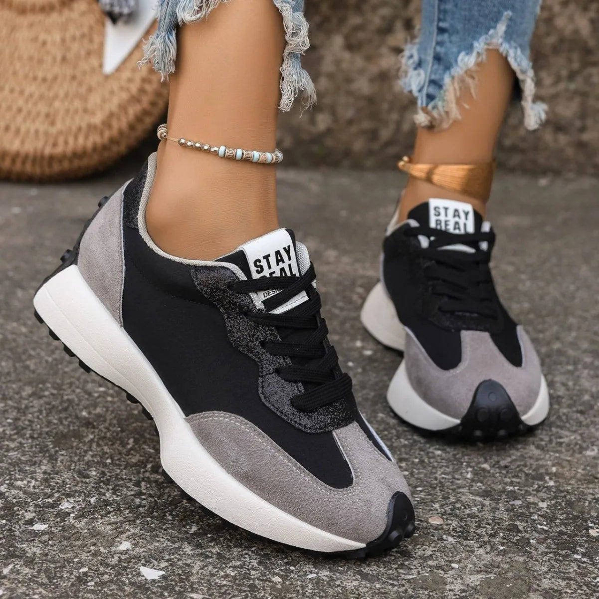 Women's Classic Black Gray Sneakers Retro/Lace-Up Casual Shoes Comfortable Non-Slip Platform Trainers