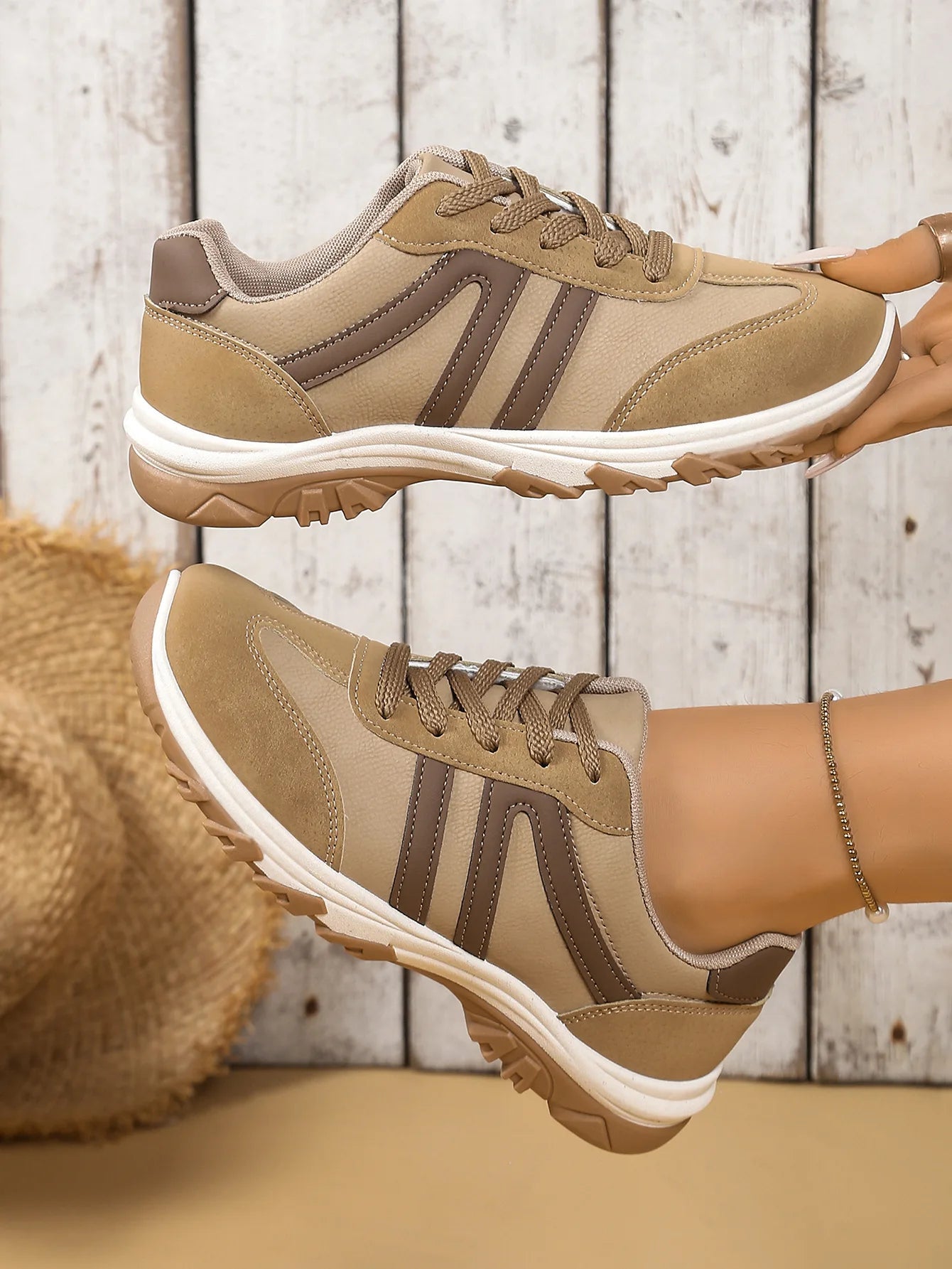 New Autumn/Winter Fashion Sneakers All-match Running Shoes/Comfortable Lightweight Sports Women's Shoes