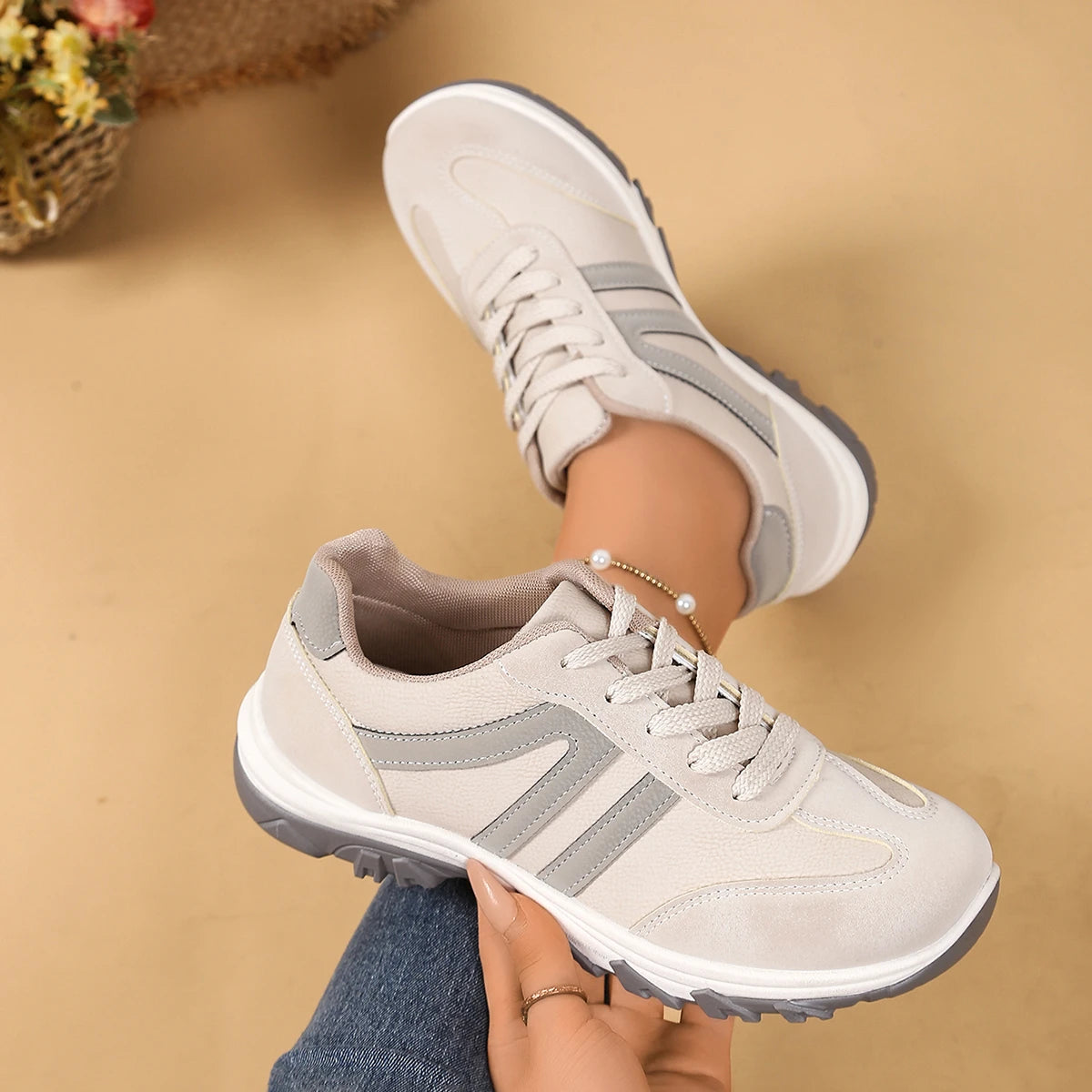 New Autumn/Winter Fashion Sneakers All-match Running Shoes/Comfortable Lightweight Sports Women's Shoes