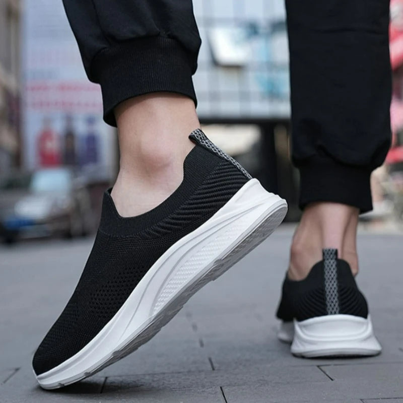 Sneakers Lightweight Loafers Summer Mesh Soft Sole Running/Plus Size Walking Men Outdoor Breathable Casual Shoes