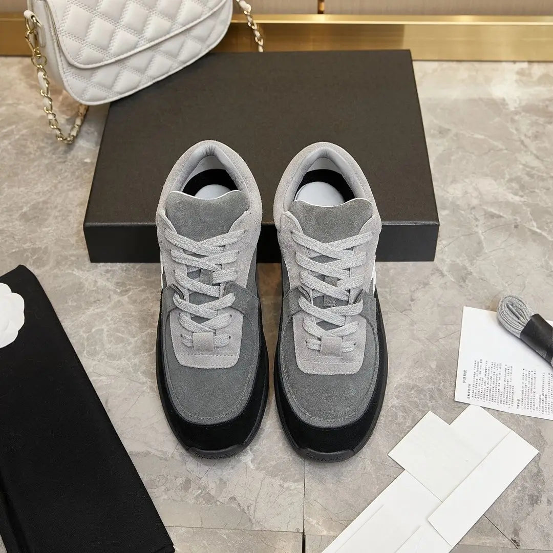 Off-white and Gray Color Mix Casual Skate Shoes/Flexible Upper Flat Skate Sneakers Anti-slip Wear-resistant Rubber Outsole