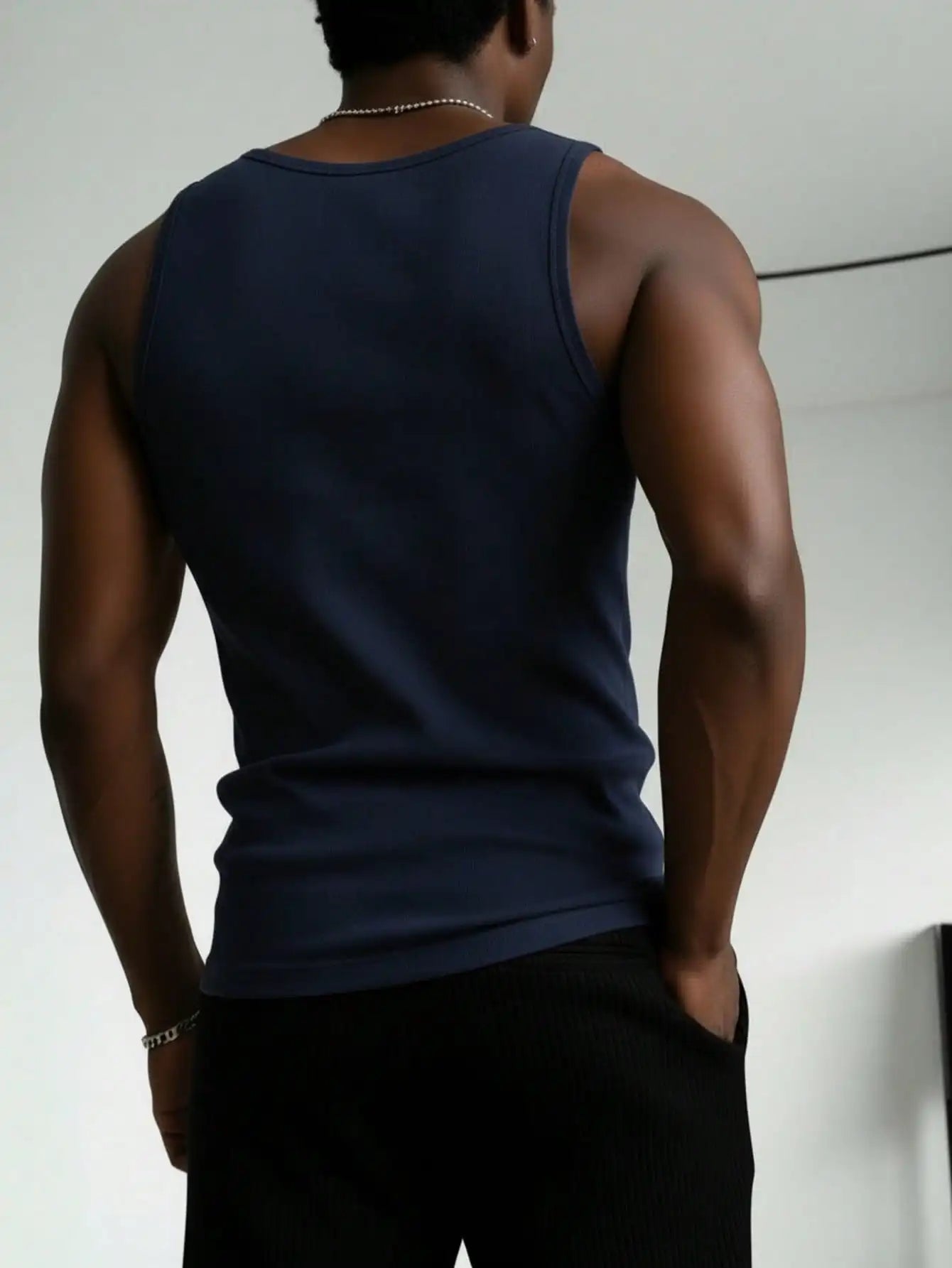 Men's Solid Color Tank Top Slim Fit U-Neck Sleeveless T-Shirt Basic/Casual Vest For Men Gym Workout Summer Streetwear Tops