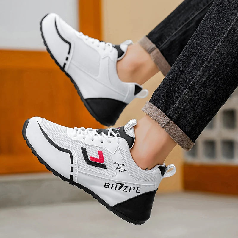 Sneakers, A Pair of Men's Sporty Casual Shoes/Trendy and Versatile Fashionable Fitness Men's Shoes