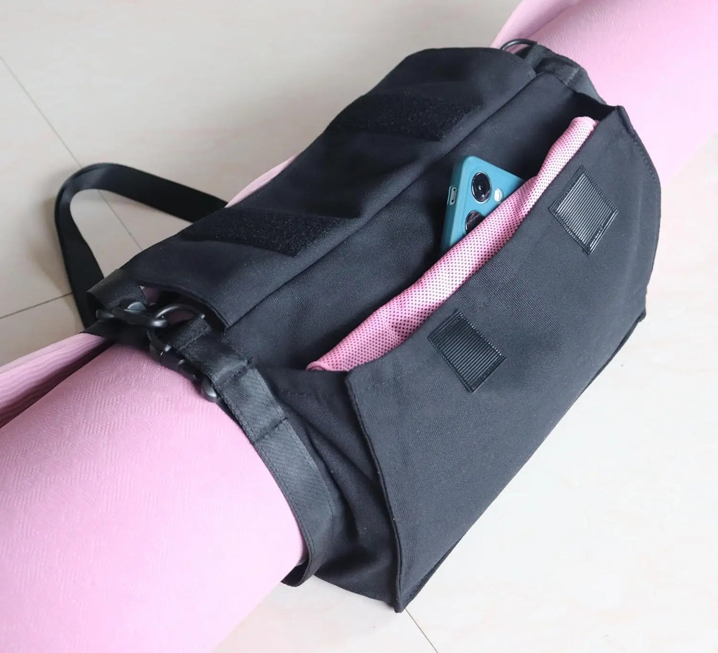 Yoga Mat Carrier Strap Shoulder Bag with Large Compartment/Zipper Pocket for Convenient Storage and Transport
