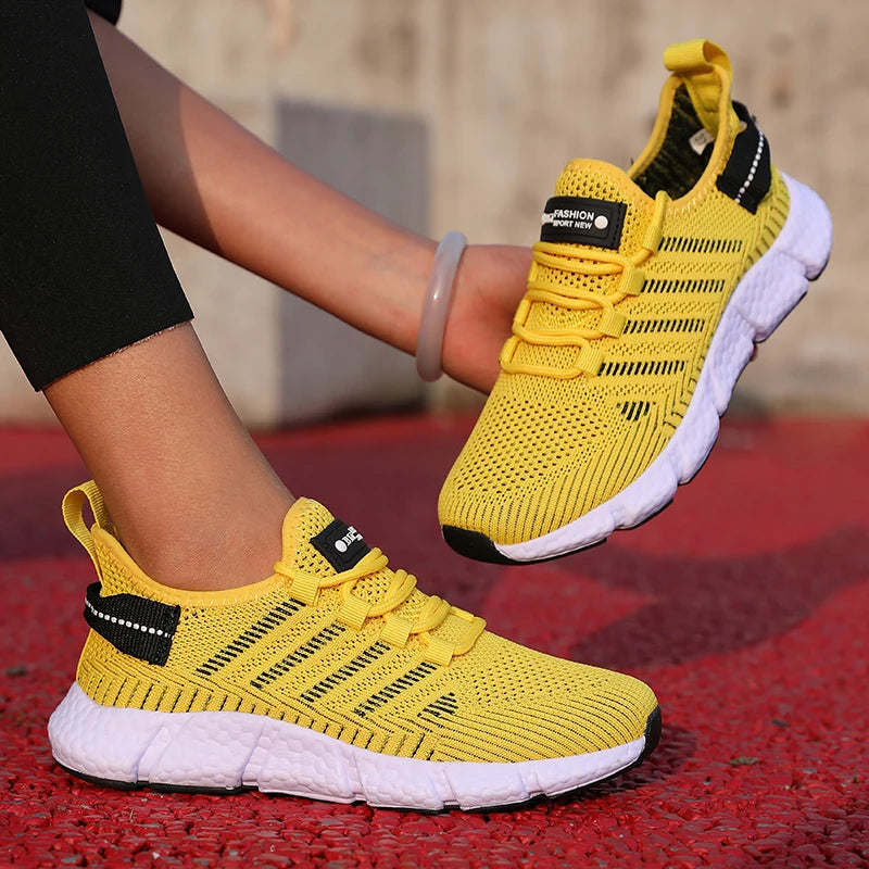 Summer New Women’s Running Shoes Fashion Anti Slip Hiking/Mesh Breathable Lace Up Shoes Lightweight Comfortable Couple Sneakers