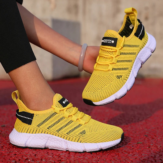 Summer New Women’s Running Shoes Fashion Anti Slip Hiking/Mesh Breathable Lace Up Shoes Lightweight Comfortable Couple Sneakers