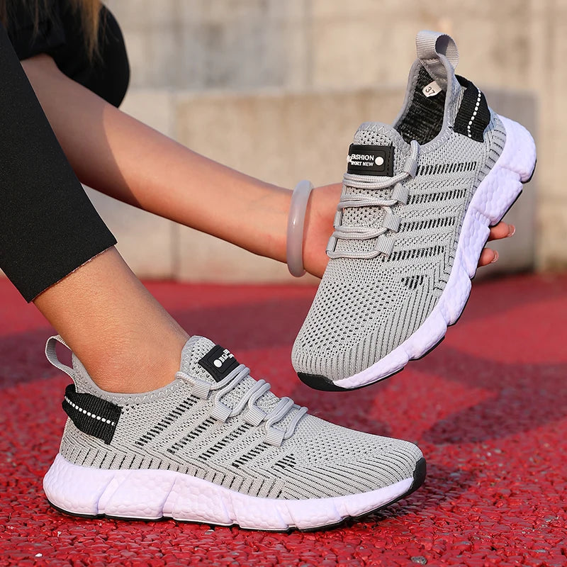 Summer New Women’s Running Shoes Fashion Anti Slip Hiking/Mesh Breathable Lace Up Shoes Lightweight Comfortable Couple Sneakers