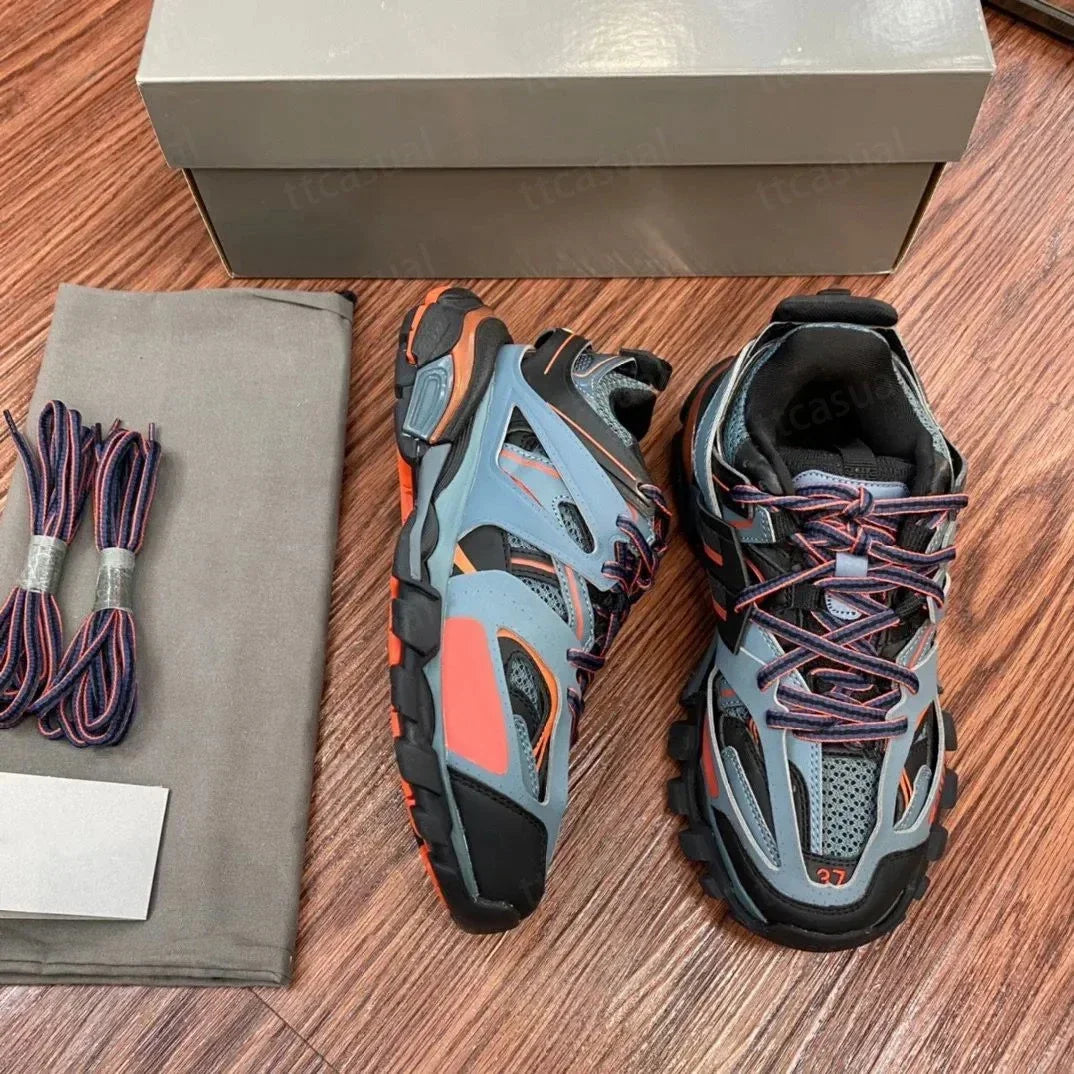 Designer Tracks 3 3.0 Men Casual Shoes Paris Triples White/Black Pink Grey Beige Sneakers Brand 18s